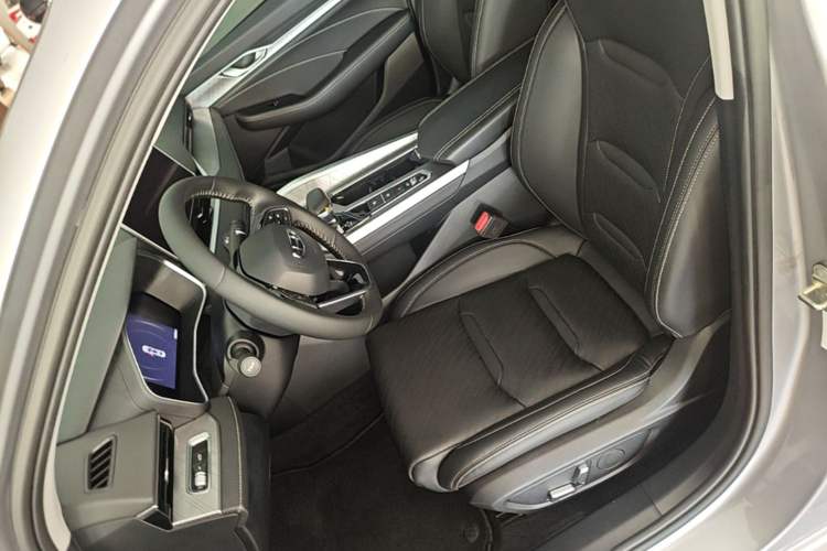 Used Geely Auto Preface 2021 2.0TD Luxury Version Left Front Seat
