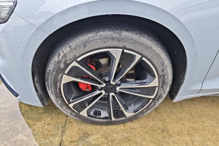 Used Geely Auto Preface 2021 2.0TD Space-Time Edition Hao Yue Left Front Wheel Hub