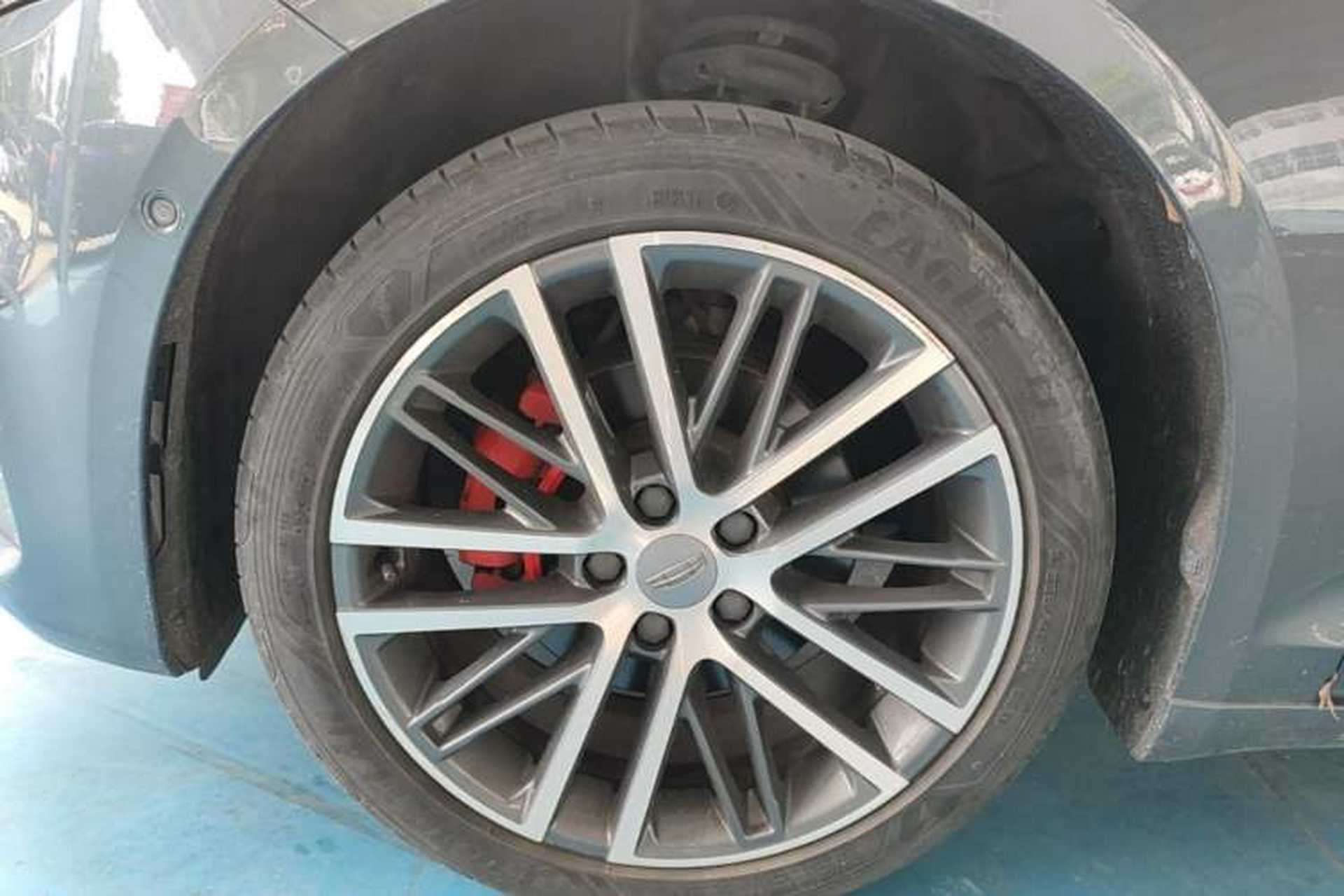 Used Geely Auto Preface 2021 Revised Version 2.0TD Luxury Edition Left Front Wheel Hub