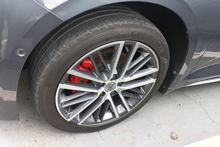 Used Geely Auto Preface 2021 Revised Version 2.0TD Luxury Edition Left Front Wheel Hub