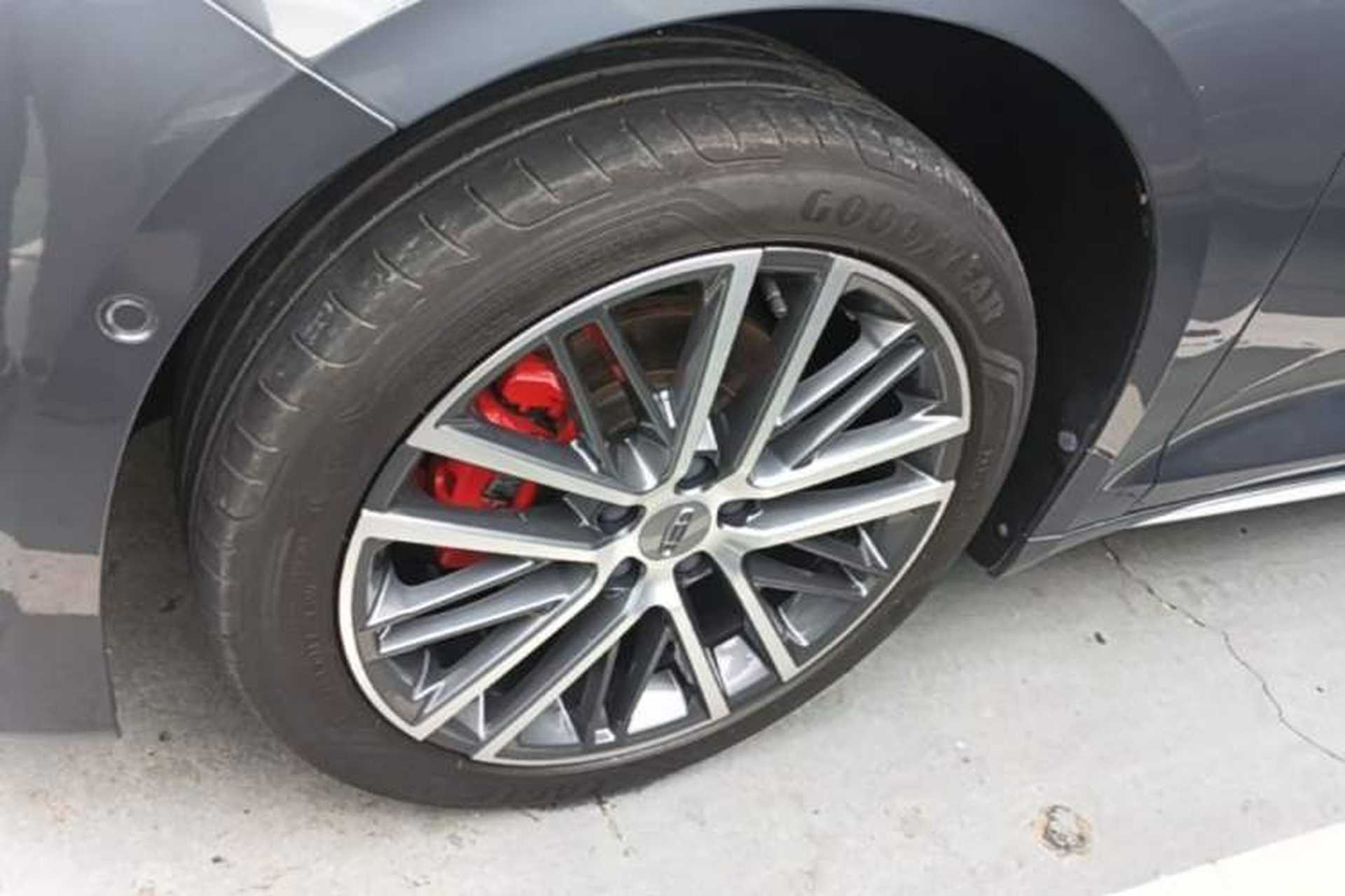 Used Geely Auto Preface 2021 Revised Version 2.0TD Luxury Edition Left Front Wheel Hub
