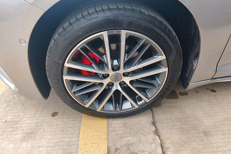 Used Geely Auto Preface 2021 Revised Version 2.0TD Luxury Edition Left Front Wheel Hub