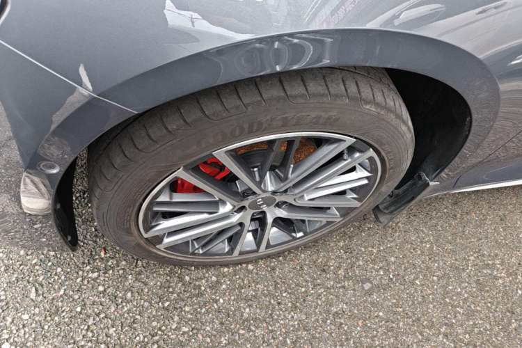 Used Geely Auto Preface 2021 Revised Version 2.0TD Luxury Edition Left Front Wheel Hub