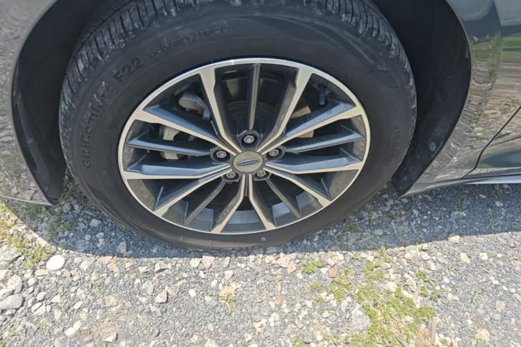 Used Geely Auto Preface 2021 2.0TD Luxury Version Left Front Wheel Hub