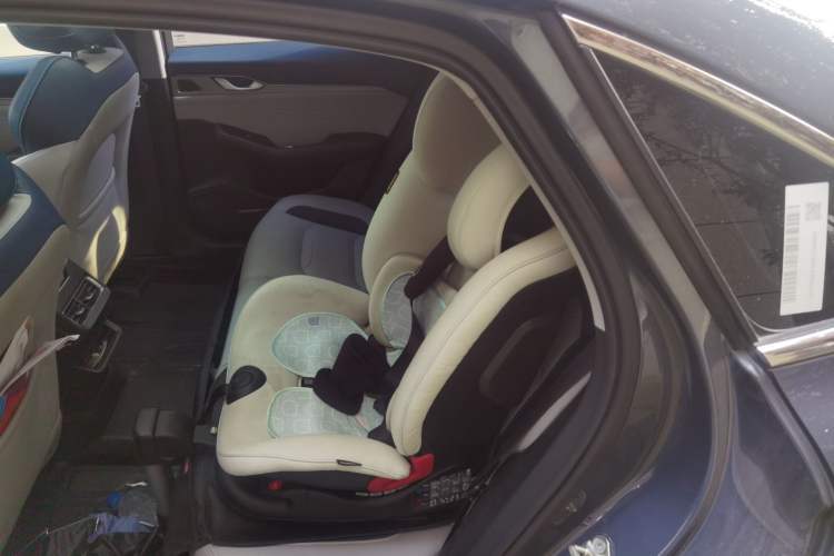 Used Geely Auto Preface 2021 Revised Version 2.0TD Luxury Edition Left Rear Seat