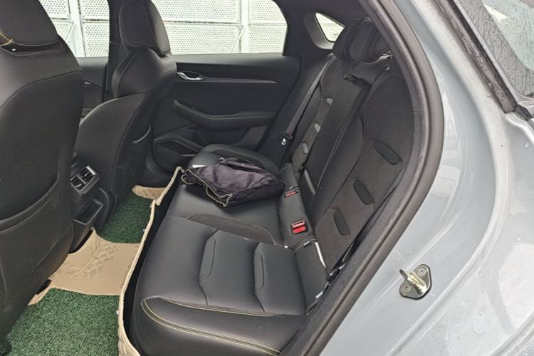 Used Geely Auto Preface 2021 2.0TD Space-Time Edition Hao Yue Left Rear Seat