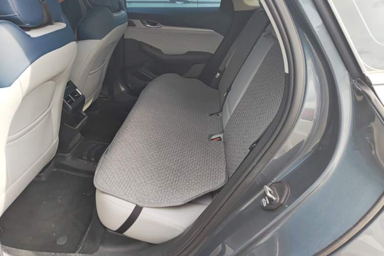Used Geely Auto Preface 2021 Revised Version 2.0TD Luxury Edition Left Rear Seat