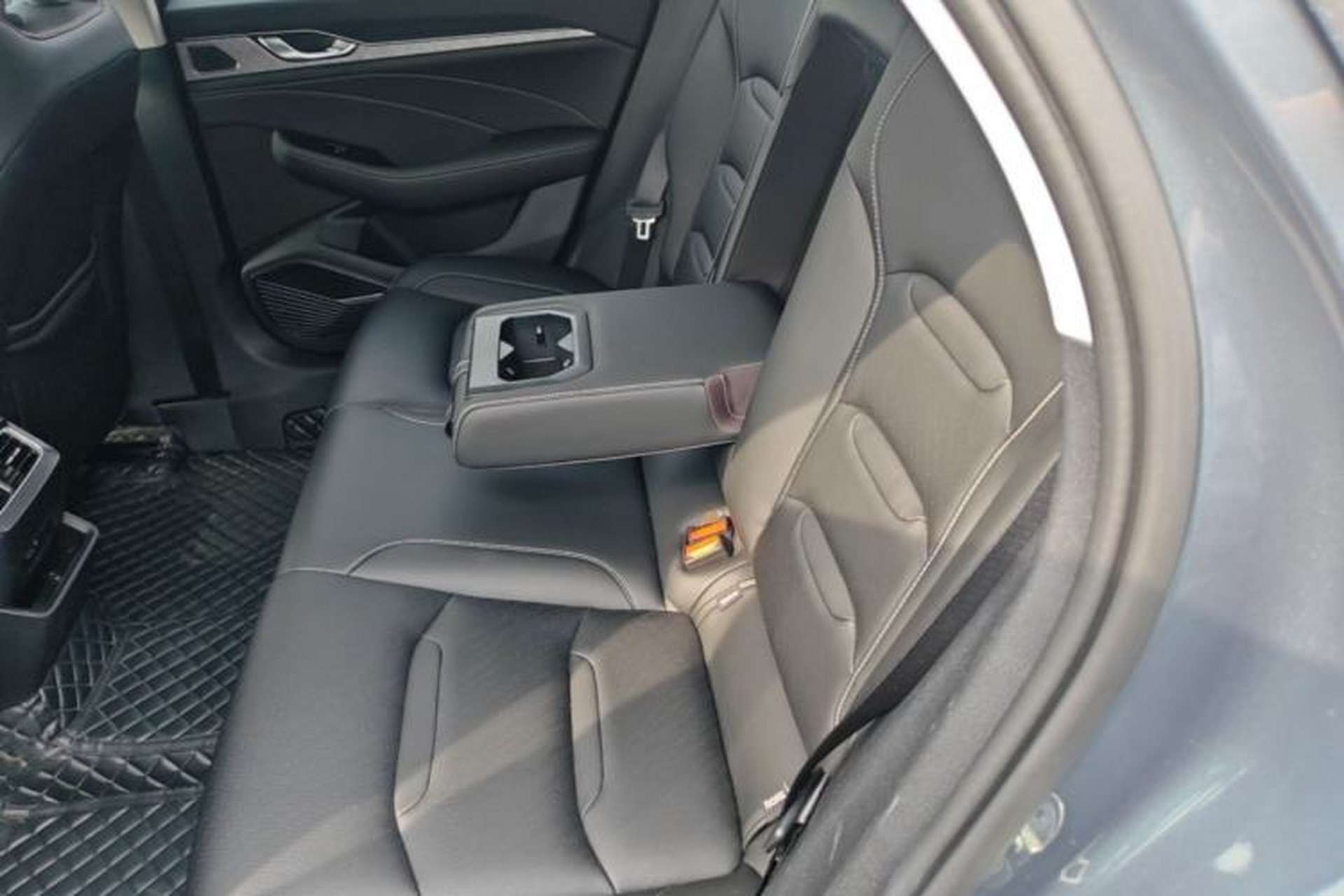 Used Geely Auto Preface 2021 2.0TD Luxury Version Left Rear Seat