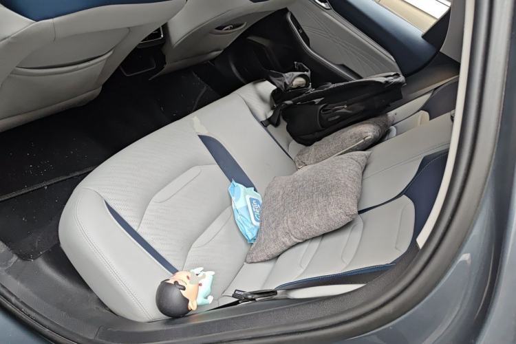 Used Geely Auto Preface 2021 Revised Version 2.0TD Luxury Edition Left Rear Seat