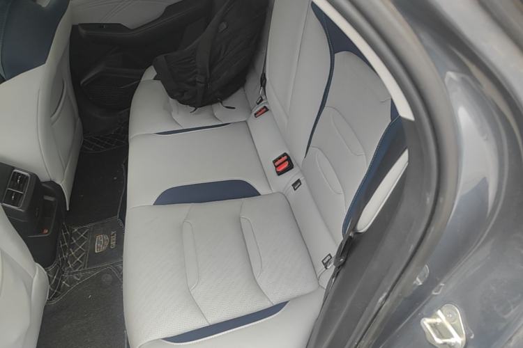 Used Geely Auto Preface 2021 Revised Version 2.0TD Luxury Edition Left Rear Seat