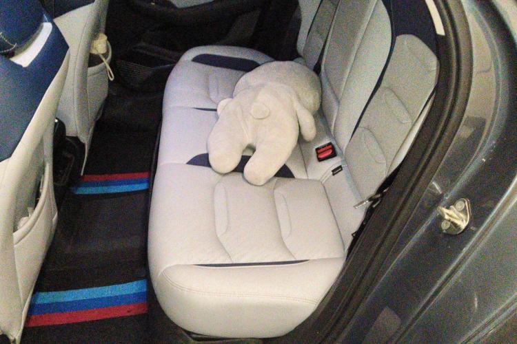 Used Geely Auto Preface 2021 Revised Version 2.0TD Luxury Edition Left Rear Seat