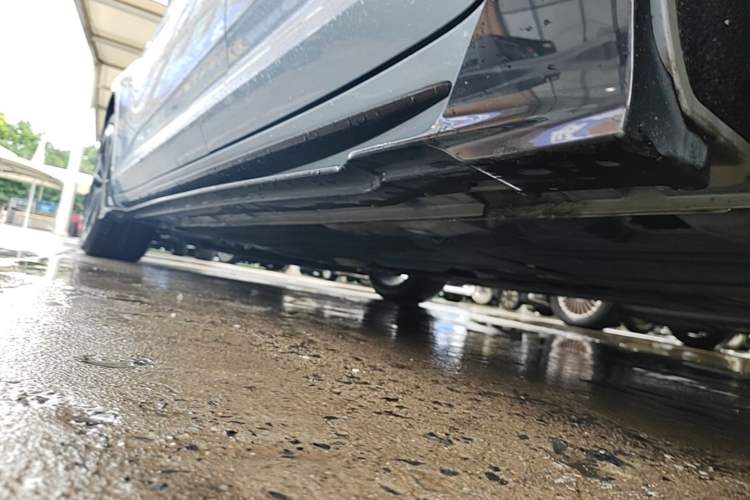 Used Geely Auto Preface 2021 2.0TD Space-Time Edition Hao Yue Left Side Sill