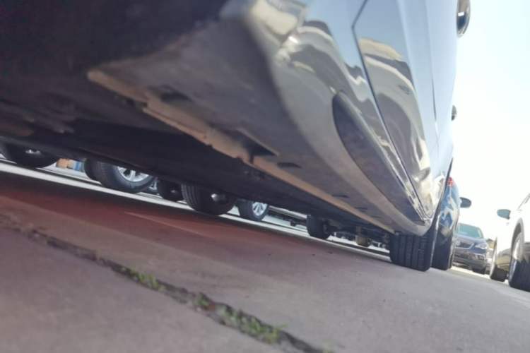 Used Geely Auto Preface 2021 2.0TD Space-Time Edition Hao Yue Left Side Sill
