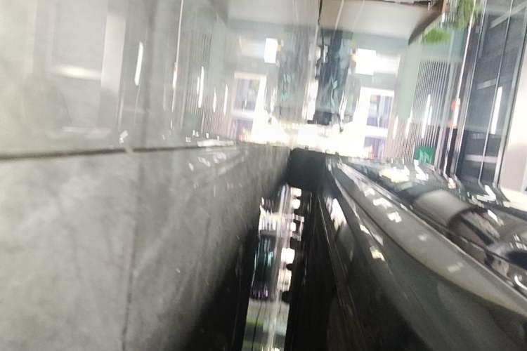 Used Geely Auto Preface 2021 2.0TD Luxury Version Left Side Sill