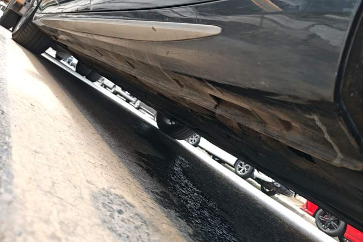 Used Geely Auto Preface 2021 2.0TD Luxury Version Left Side Sill