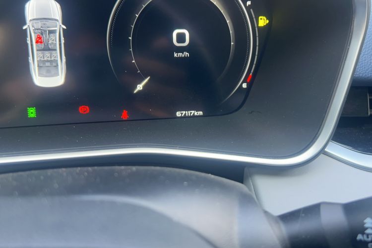 Used Geely Auto Preface 2021 Revised Version 2.0TD Luxury Edition Odometer Close Up