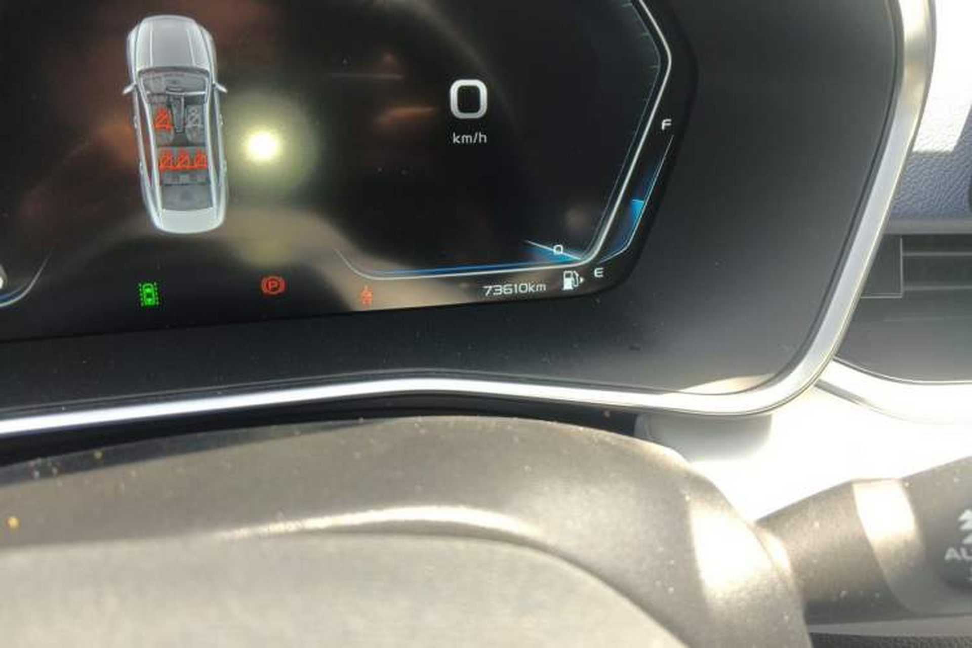 Used Geely Auto Preface 2021 Revised Version 2.0TD Luxury Edition Odometer Close Up