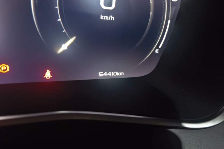 Used Geely Auto Preface 2021 2.0TD Luxury Version Odometer Close Up