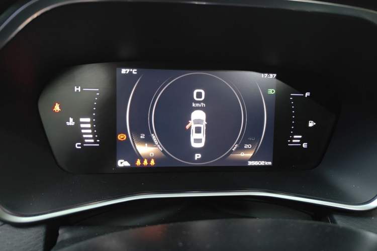 Used Geely Auto Preface 2021 2.0TD Luxury Version Odometer Close Up