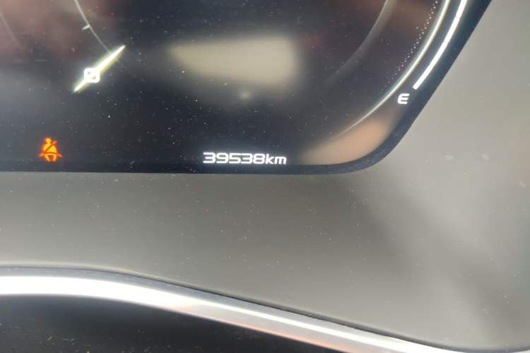 Used Geely Auto Preface 2021 Revised Version 2.0TD Luxury Edition Odometer Close Up