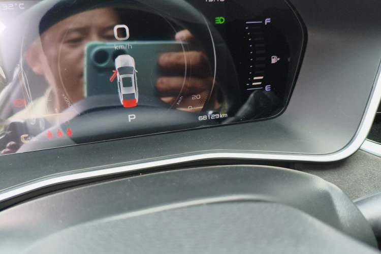 Used Geely Auto Preface 2021 2.0TD Space-Time Edition Hao Yue Odometer Close Up
