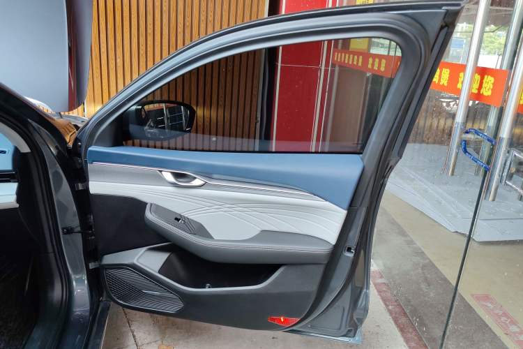 Used Geely Auto Preface 2021 Revised Version 2.0TD Luxury Edition Right Front Door Interior