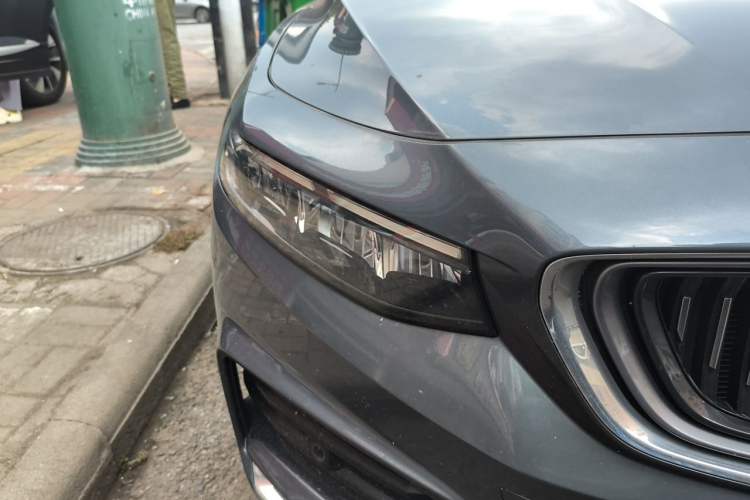 Used Geely Auto Preface 2021 2.0TD Luxury Version Right Front Headlight