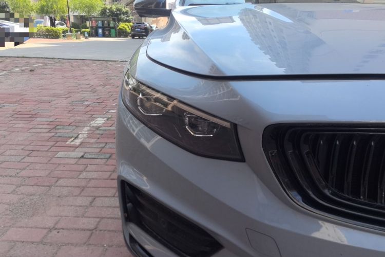 Used Geely Auto Preface 2021 2.0TD Space-Time Edition Starry Celestial Right Front Headlight