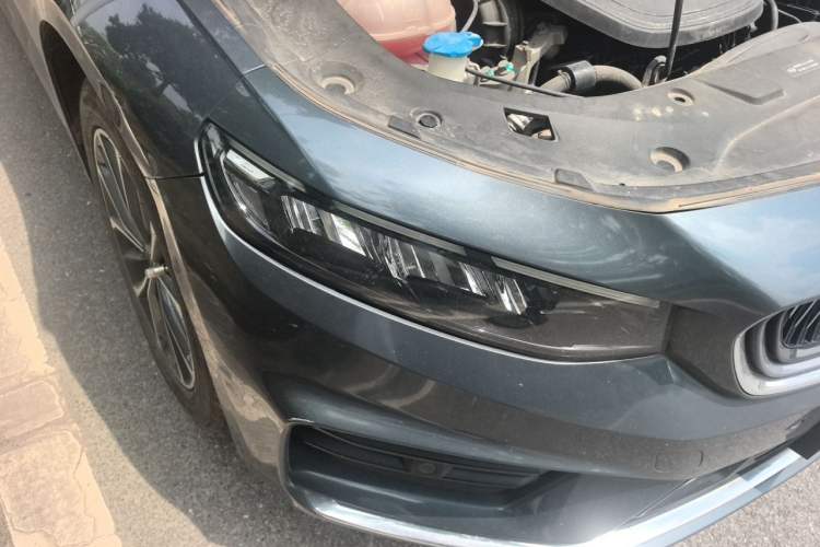 Used Geely Auto Preface 2021 2.0TD Luxury Version Right Front Headlight