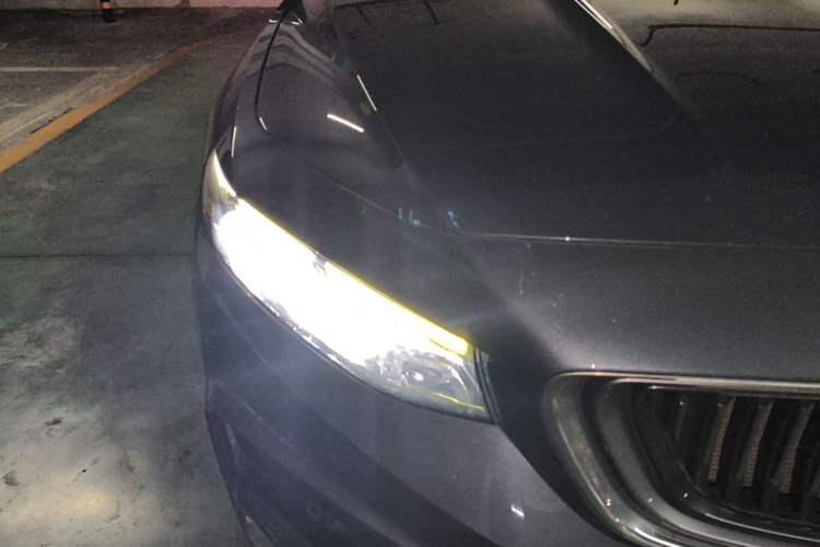 Used Geely Auto Preface 2021 2.0TD Luxury Version Right Front Headlight