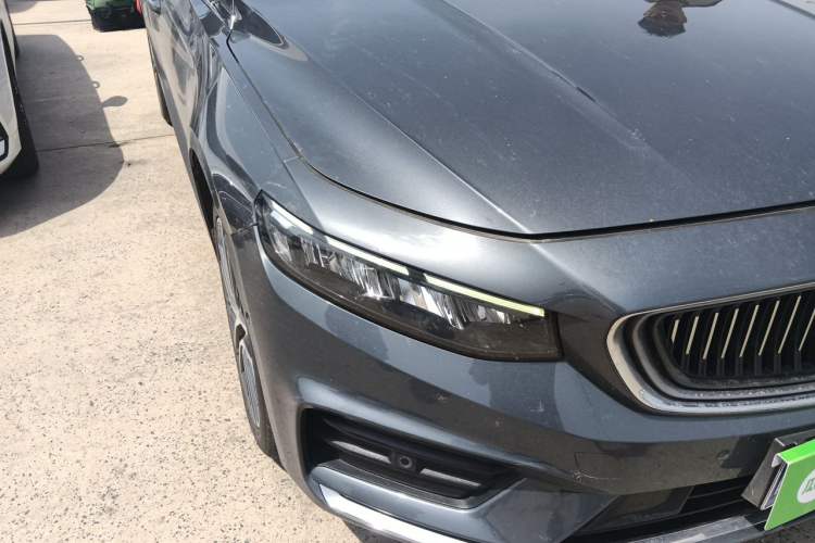 Used Geely Auto Preface 2021 Revised Version 2.0TD Luxury Edition Right Front Headlight