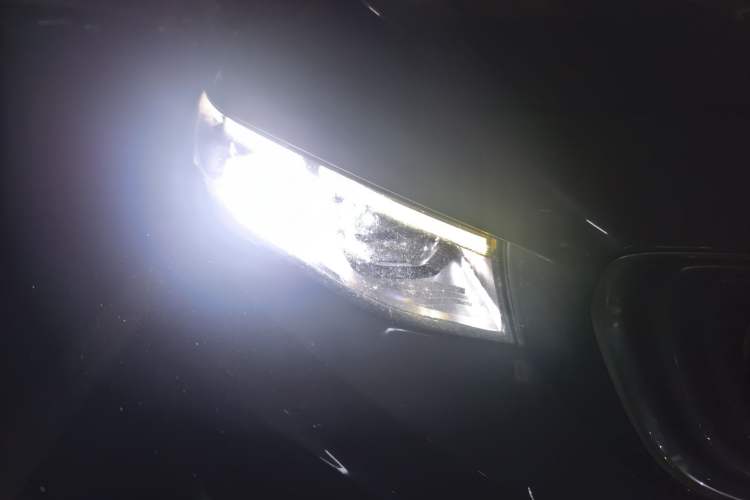 Used Geely Auto Preface 2021 2.0TD Luxury Version Right Front Headlight