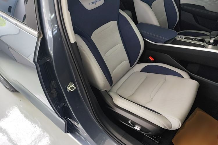 Used Geely Auto Preface 2021 Revised Version 2.0TD Luxury Edition Right Front Seat