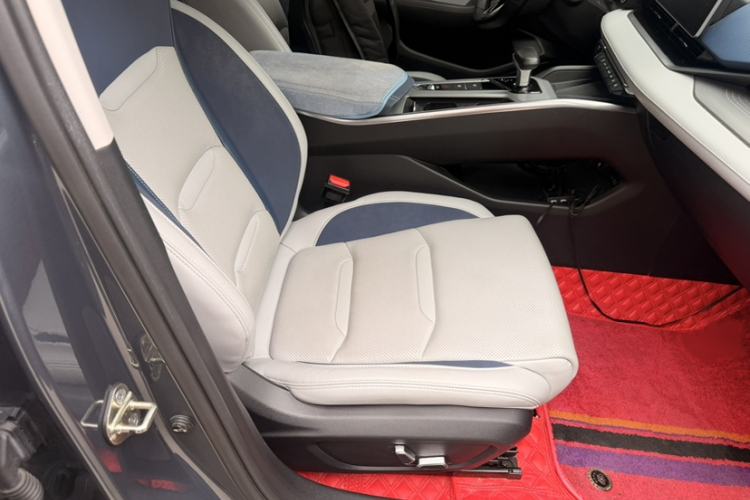 Used Geely Auto Preface 2021 2.0TD Flagship Edition Right Front Seat