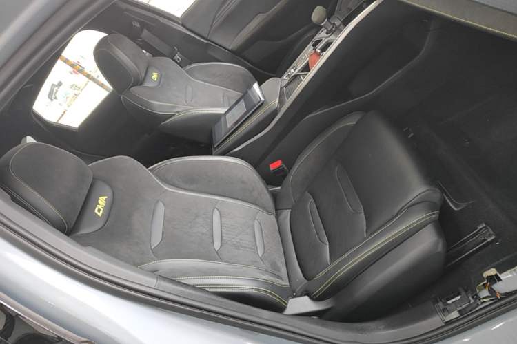 Used Geely Auto Preface 2021 2.0TD Space-Time Edition Hao Yue Right Front Seat