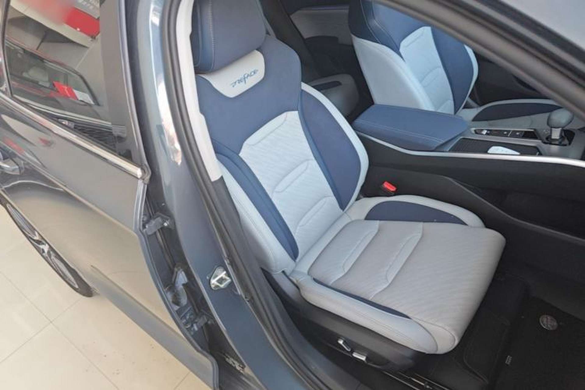 Used Geely Auto Preface 2021 Revised Version 2.0TD Luxury Edition Right Front Seat