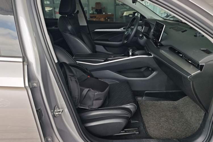 Used Geely Auto Preface 2021 2.0TD Luxury+ Version Right Front Seat