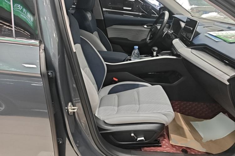 Used Geely Auto Preface 2021 Revised Version 2.0TD Luxury Edition Right Front Seat