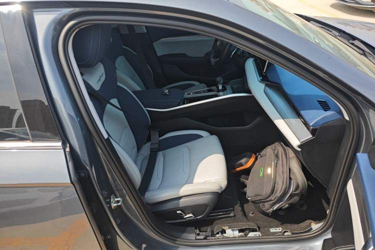 Used Geely Auto Preface 2021 Revised Version 2.0TD Luxury Edition Right Front Seat