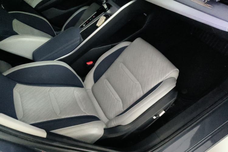Used Geely Auto Preface 2021 Revised Version 2.0TD Luxury Edition Right Front Seat
