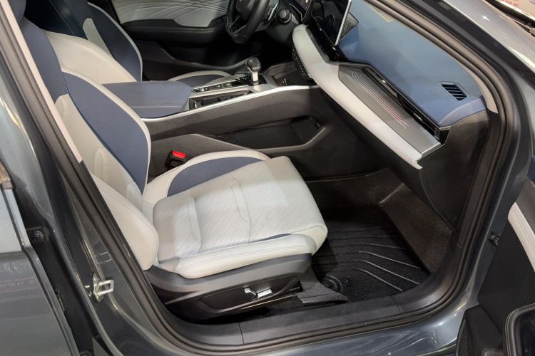 Used Geely Auto Preface 2021 Revised Version 2.0TD Luxury Edition Right Front Seat