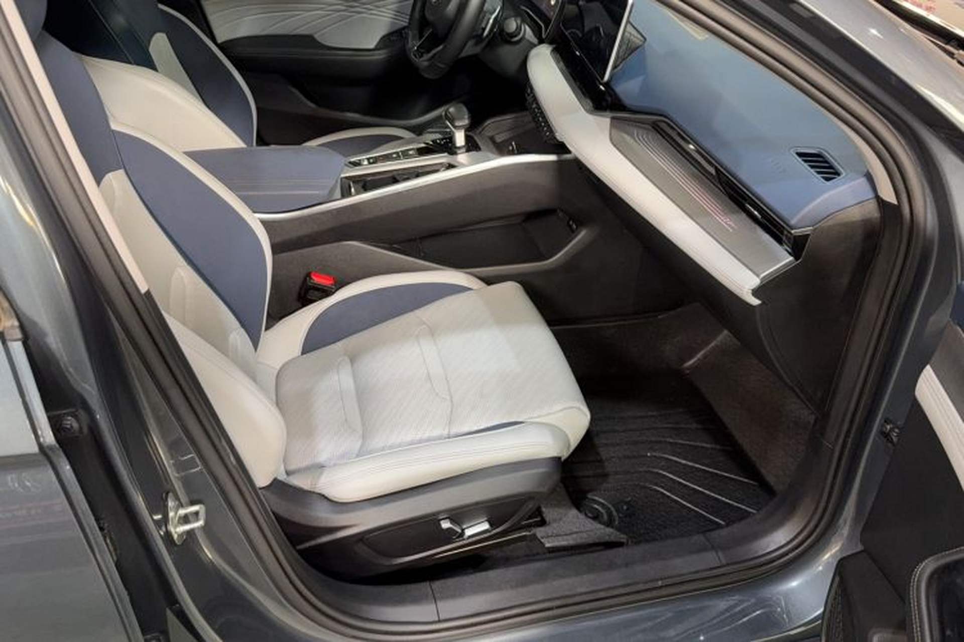 Used Geely Auto Preface 2021 Revised Version 2.0TD Luxury Edition Right Front Seat