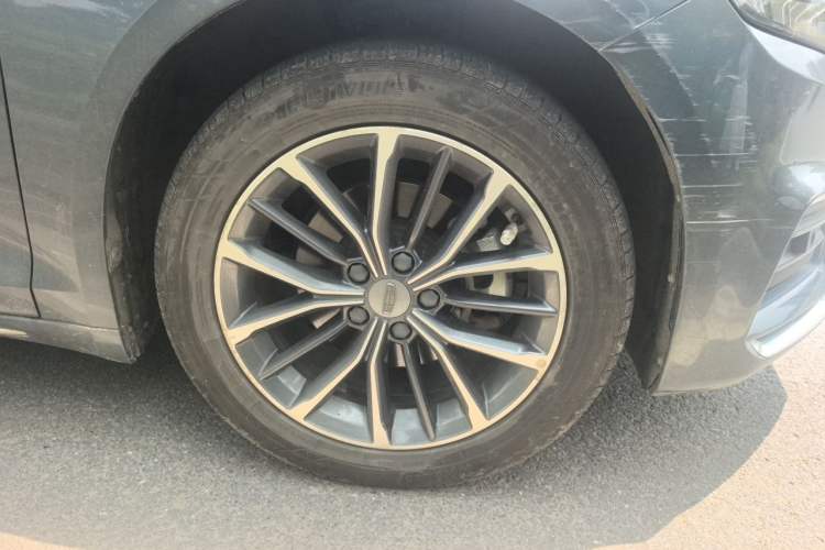 Used Geely Auto Preface 2021 2.0TD Luxury Version Right Front Wheel Hub