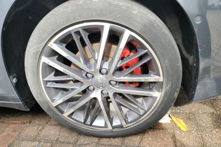 Used Geely Auto Preface 2021 2.0TD Flagship Edition Right Front Wheel Hub