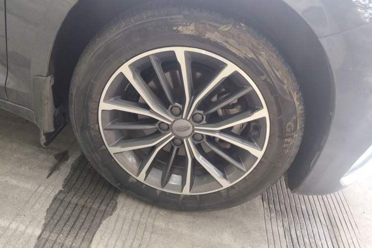 Used Geely Auto Preface 2021 2.0TD Luxury Version Right Front Wheel Hub