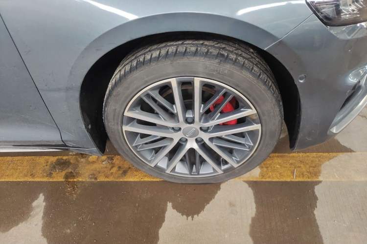Used Geely Auto Preface 2021 Revised Version 2.0TD Luxury Edition Right Front Wheel Hub