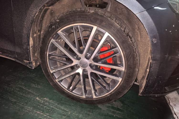 Used Geely Auto Preface 2021 2.0TD Luxury Version Right Front Wheel Hub