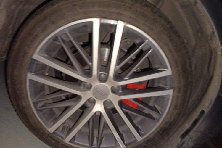 Used Geely Auto Preface 2021 Revised Version 2.0TD Luxury Edition Right Front Wheel Hub