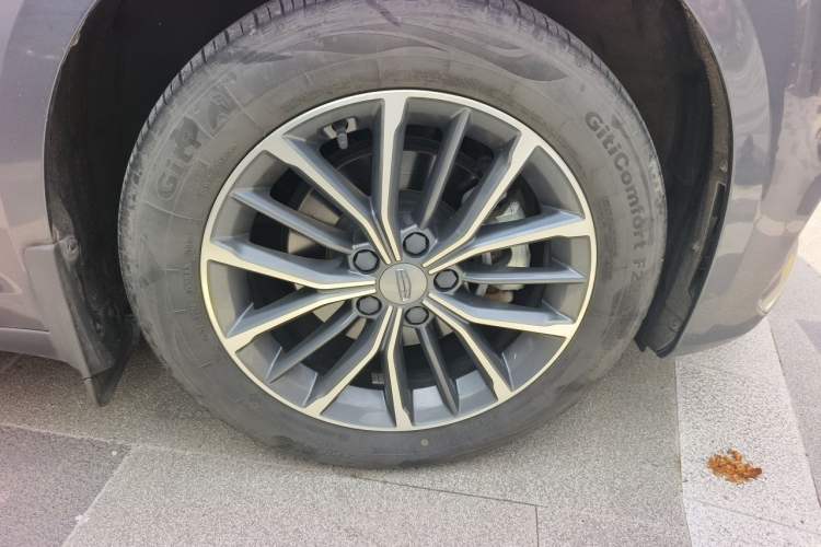 Used Geely Auto Preface 2021 2.0TD Luxury Version Right Front Wheel Hub