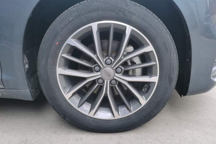 Used Geely Auto Preface 2021 2.0TD Luxury Version Right Front Wheel Hub
